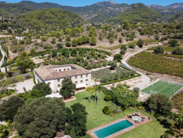 Living Blue Mallorca - Finca Country Estate Puigpunyent from Living Magazine 155th