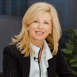 Helen Cummins
