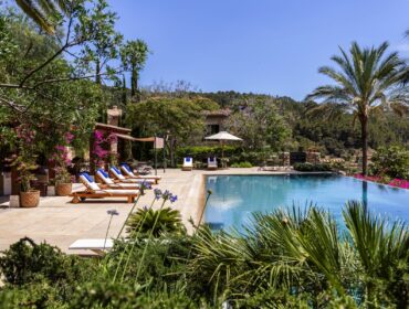 Finca for sale in Esporles ABC-101804