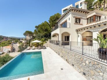 Villa for sale in Port Andratx