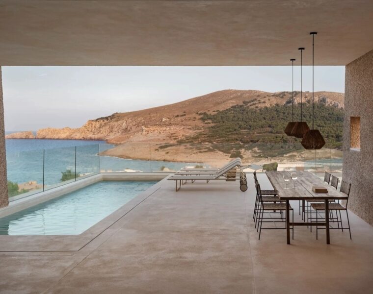 Villa for sale in Capdepera