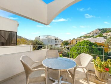 Penthouse apartment for sale in Port d Andratx