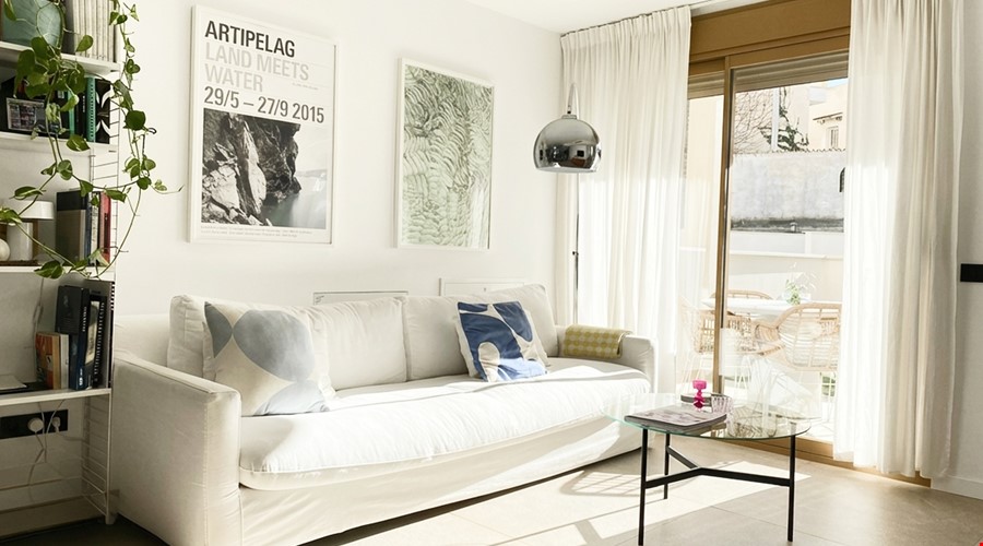 Renovated attic apartment with a terrace and mountain views for sale in palma