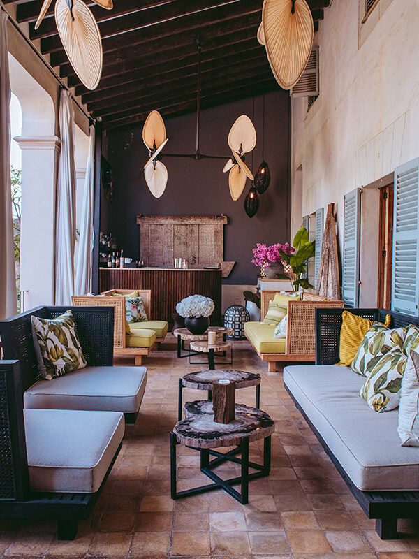 Heritage palace garden sanctuary property for sale in santa maria del camí