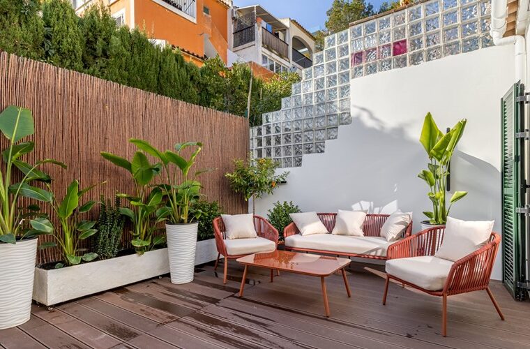 Modern two-bedroom apartment with pool for sale in santa ponsa