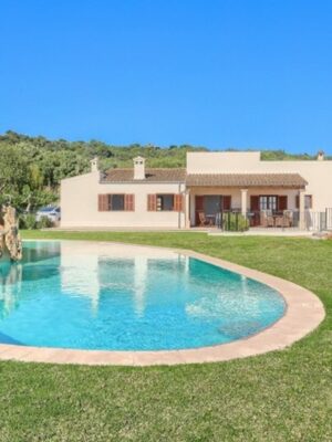 Elegant country finca for sale in felanitx with pool and panoramic countryside views