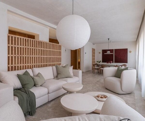 Elegant four-bedroom apartment for sale with terrace near paseo mallorca in palma