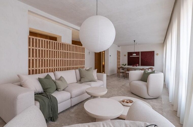 Elegant four-bedroom apartment for sale with terrace near paseo mallorca in palma