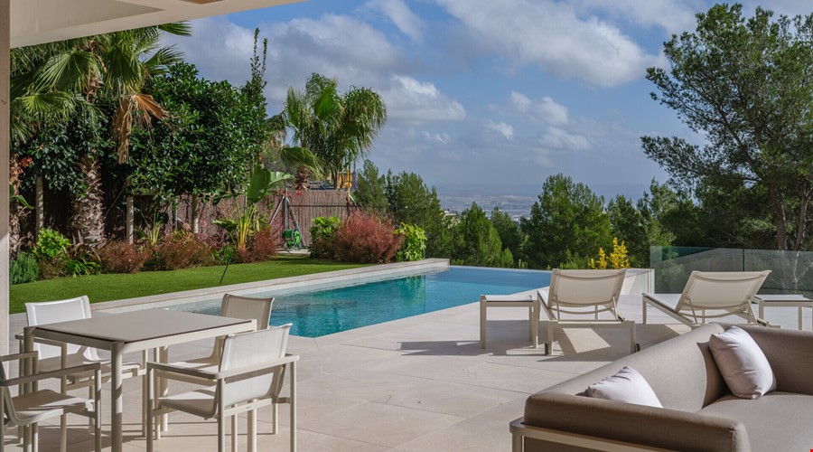 Contemporary luxury villa with pool and forest views in son vida – villa for sale in son vida
