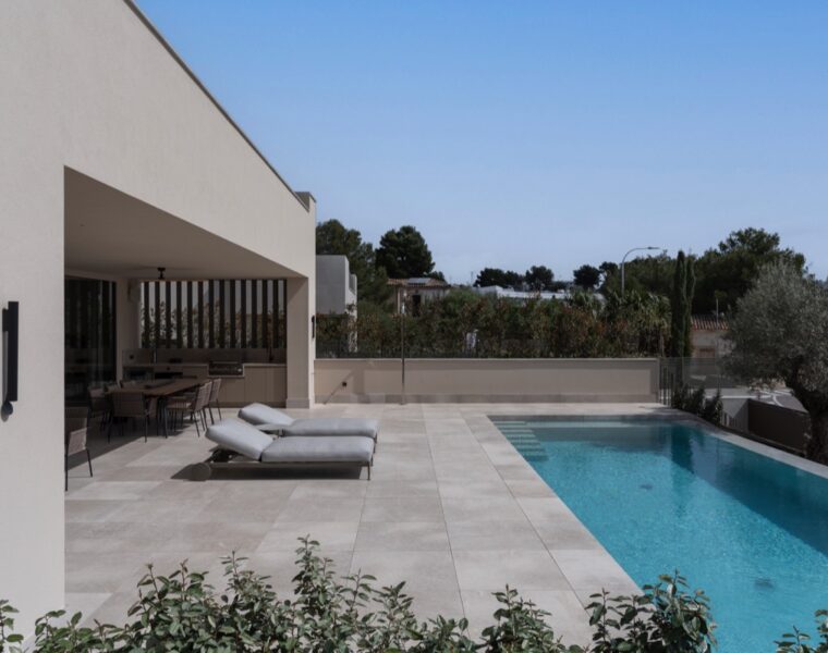 Luxury villa construction