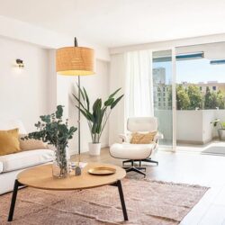 Renovated two-bedroom apartment for sale in santa catalina, palma
