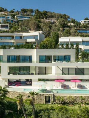 Contemporary luxury villa with pool for sale in son vida