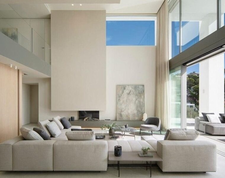 Sea-view luxury villa for sale in costa d’en blanes with pool, lift and wellness spaces