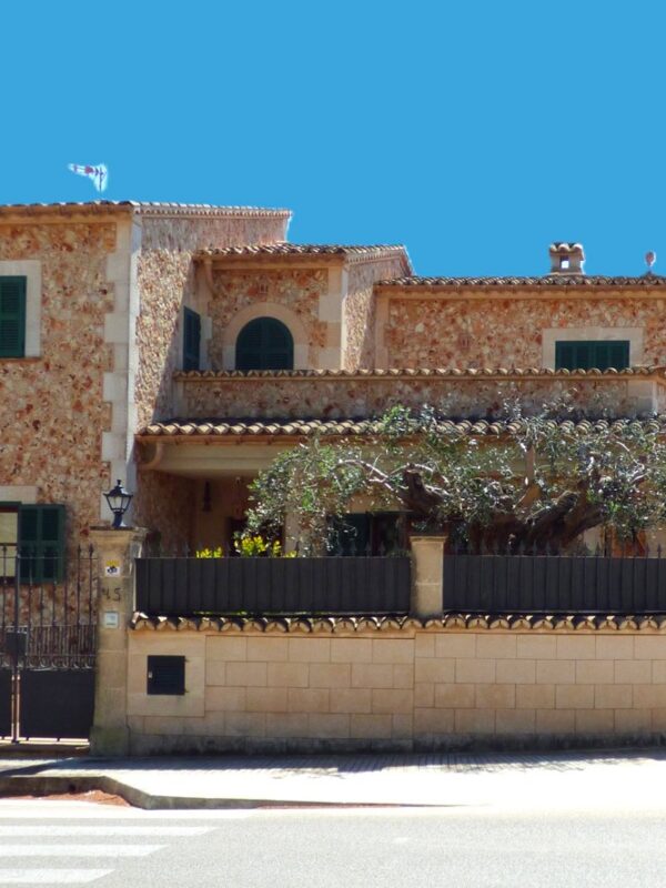 Townhouse with garden, pool and garage for sale in pòrtol