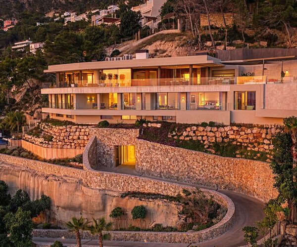 Exceptional contemporary villa with panoramic sea views for sale in port d’andratx