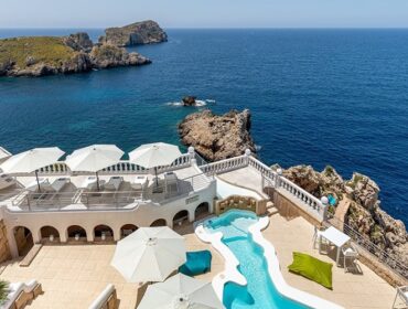 Cliffside villa with panoramic sea views and private beach access for sale in santa ponsa