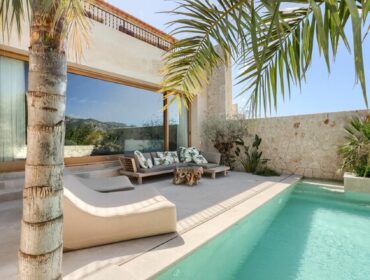 Sleek four-bedroom contemporary home with private pool in campanet