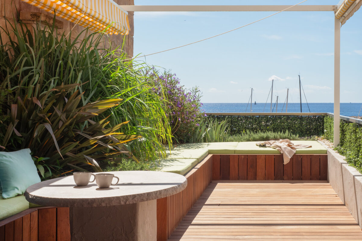 Apartamento renovado y sofisticado con vistas al puerto en Puerto Portals