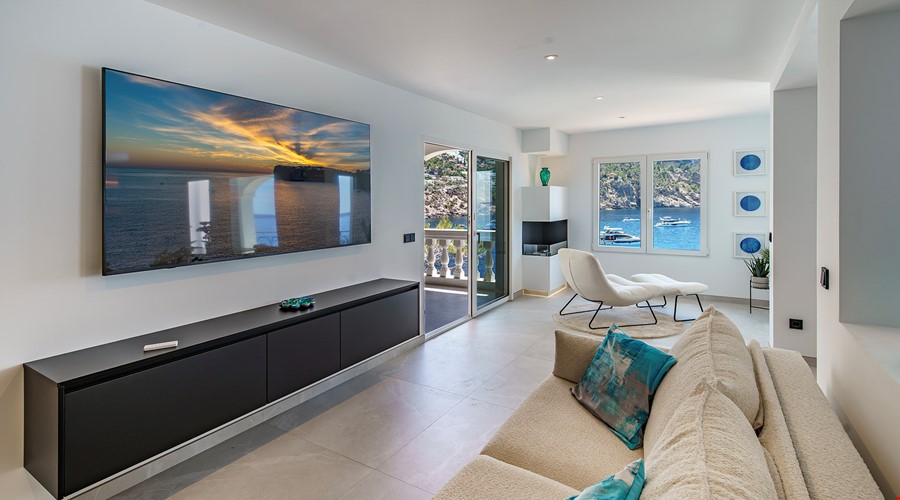 Apartamento contemporáneo con vistas al mar en venta en Port d’Andratx