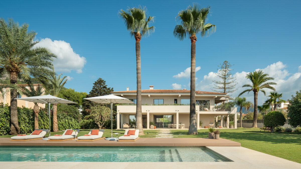 Villa de diseño contemporáneo con spa privado en venta en Sa Font Seca, Bunyola
